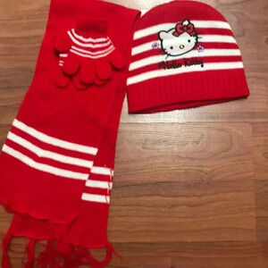 Hello Kitty Toddler Beenie and Mittens set